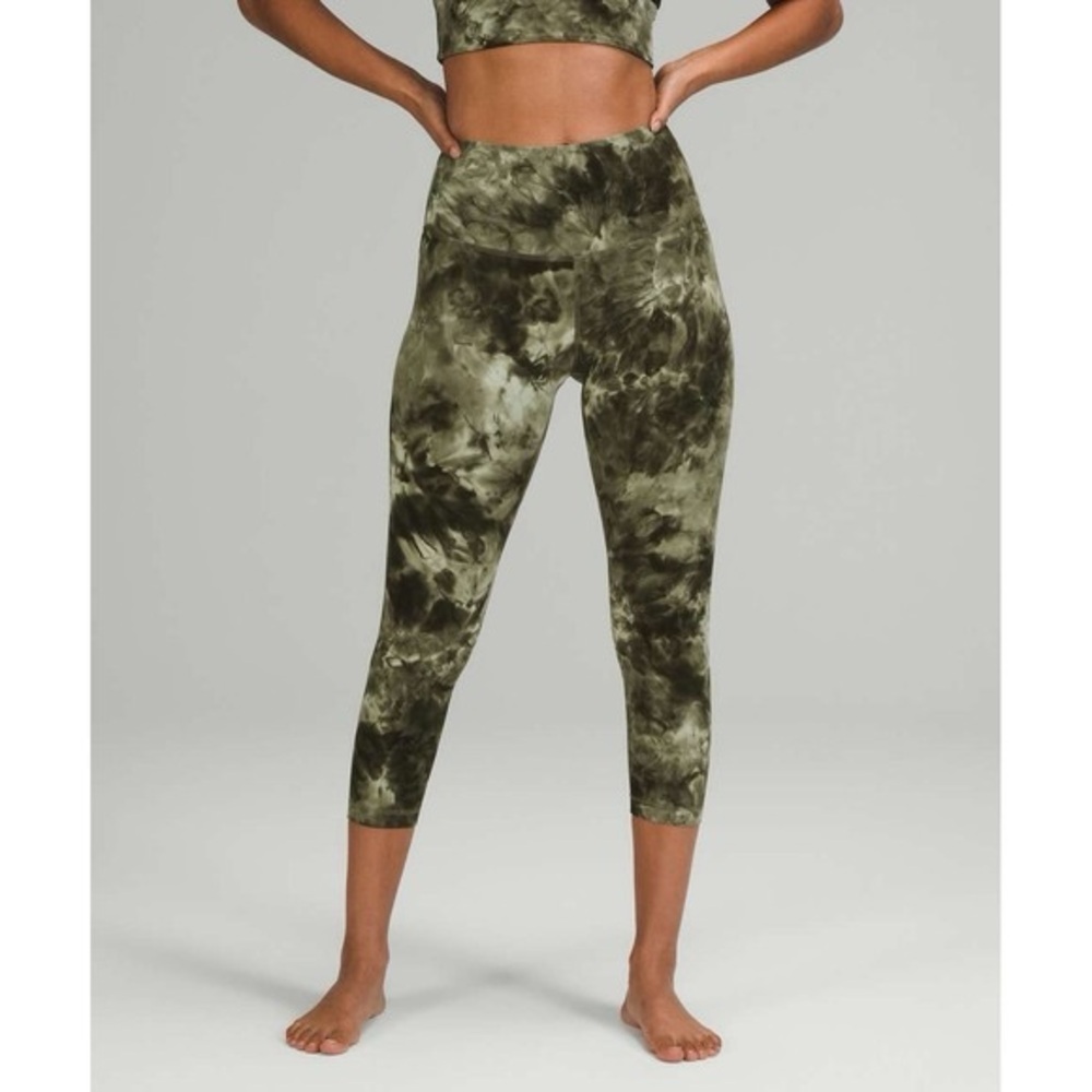 Lululemon || Align Cropped Legging || plus size, good condition!